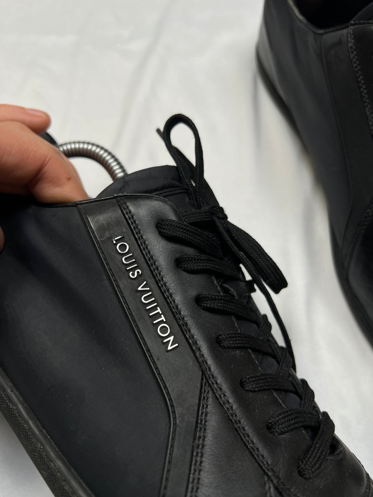 Louis Vuitton Sneakers (44)