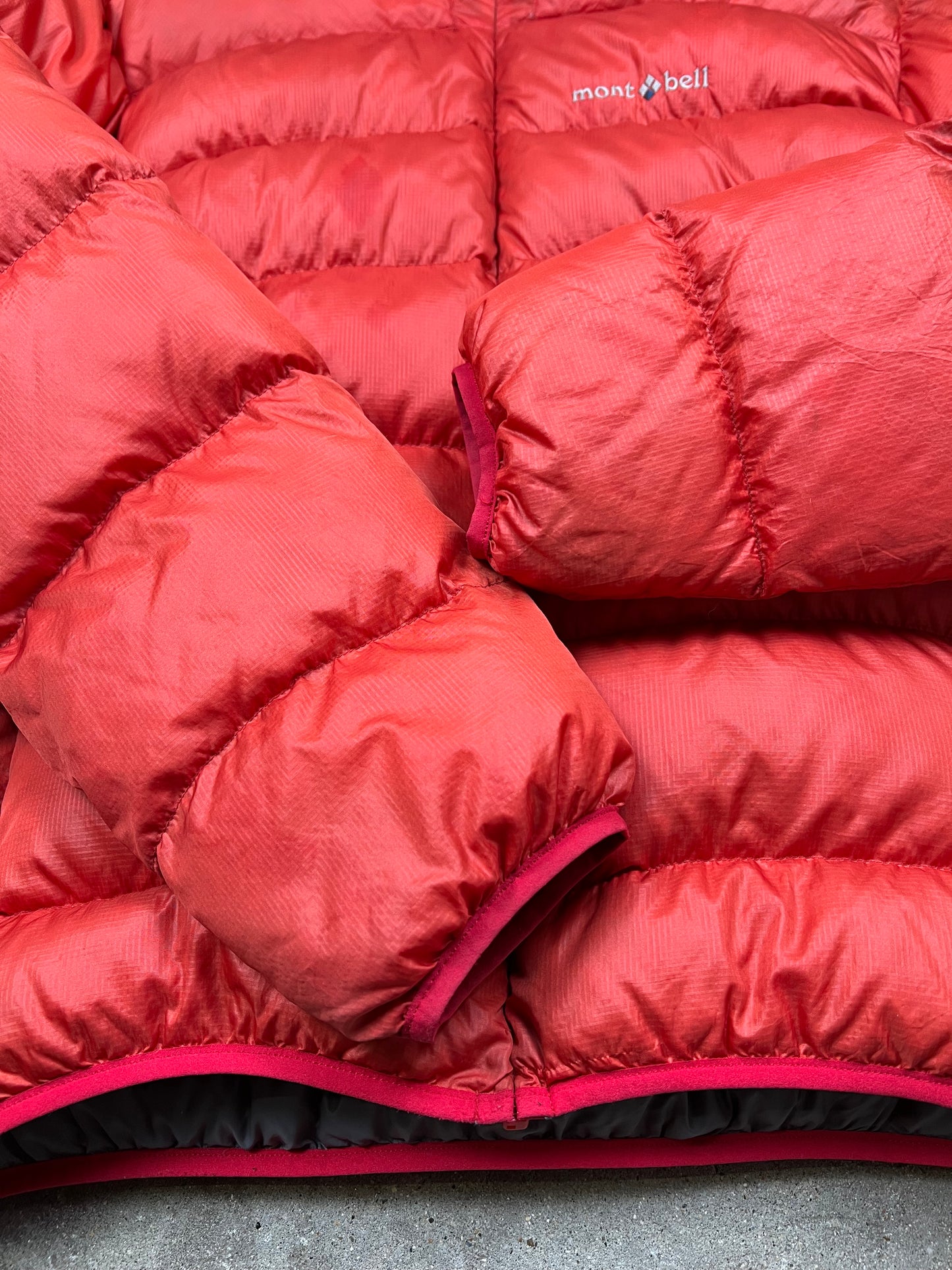 Montbell Puffer Jacket (L)