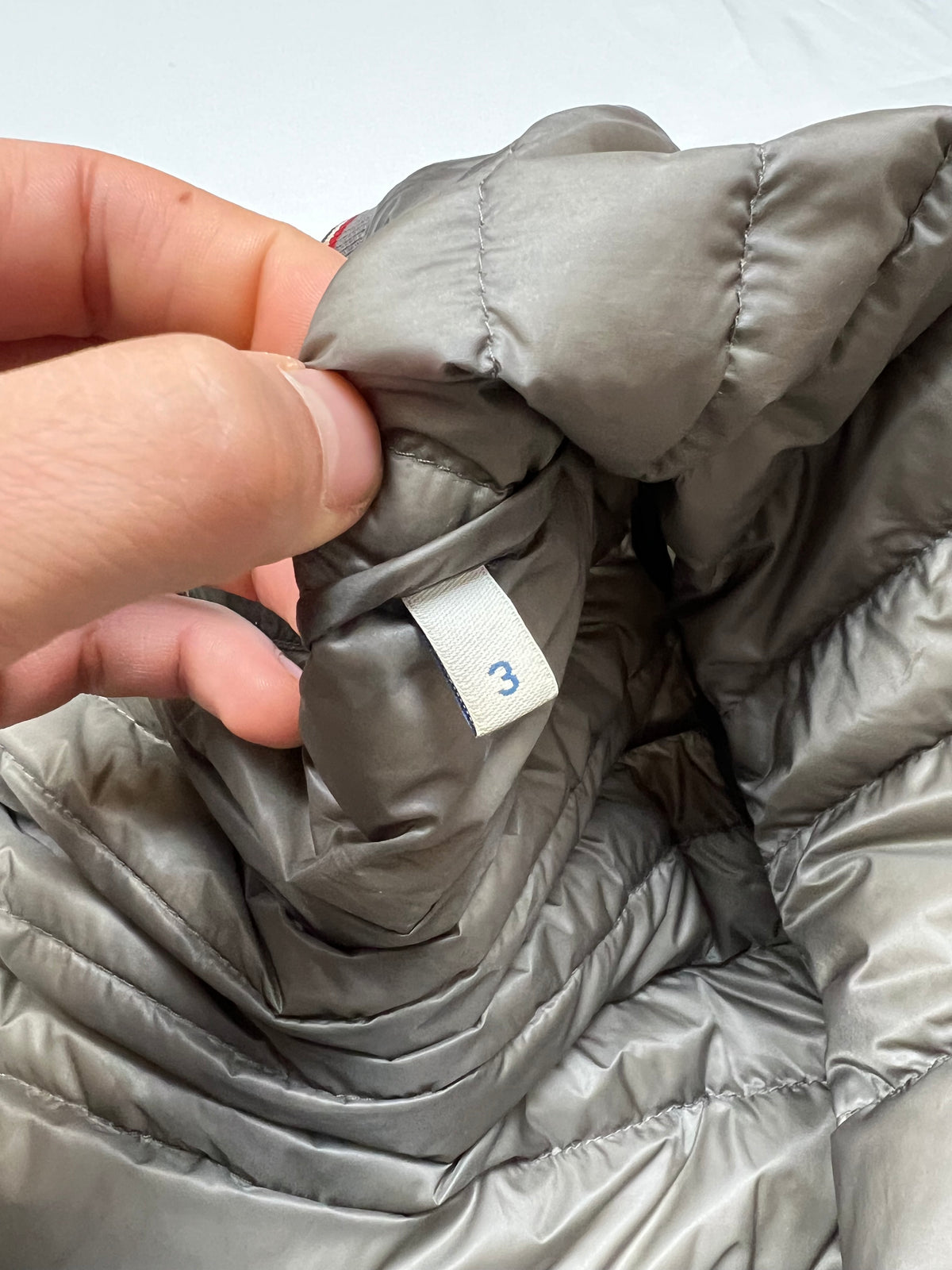 Moncler Puffer (M)