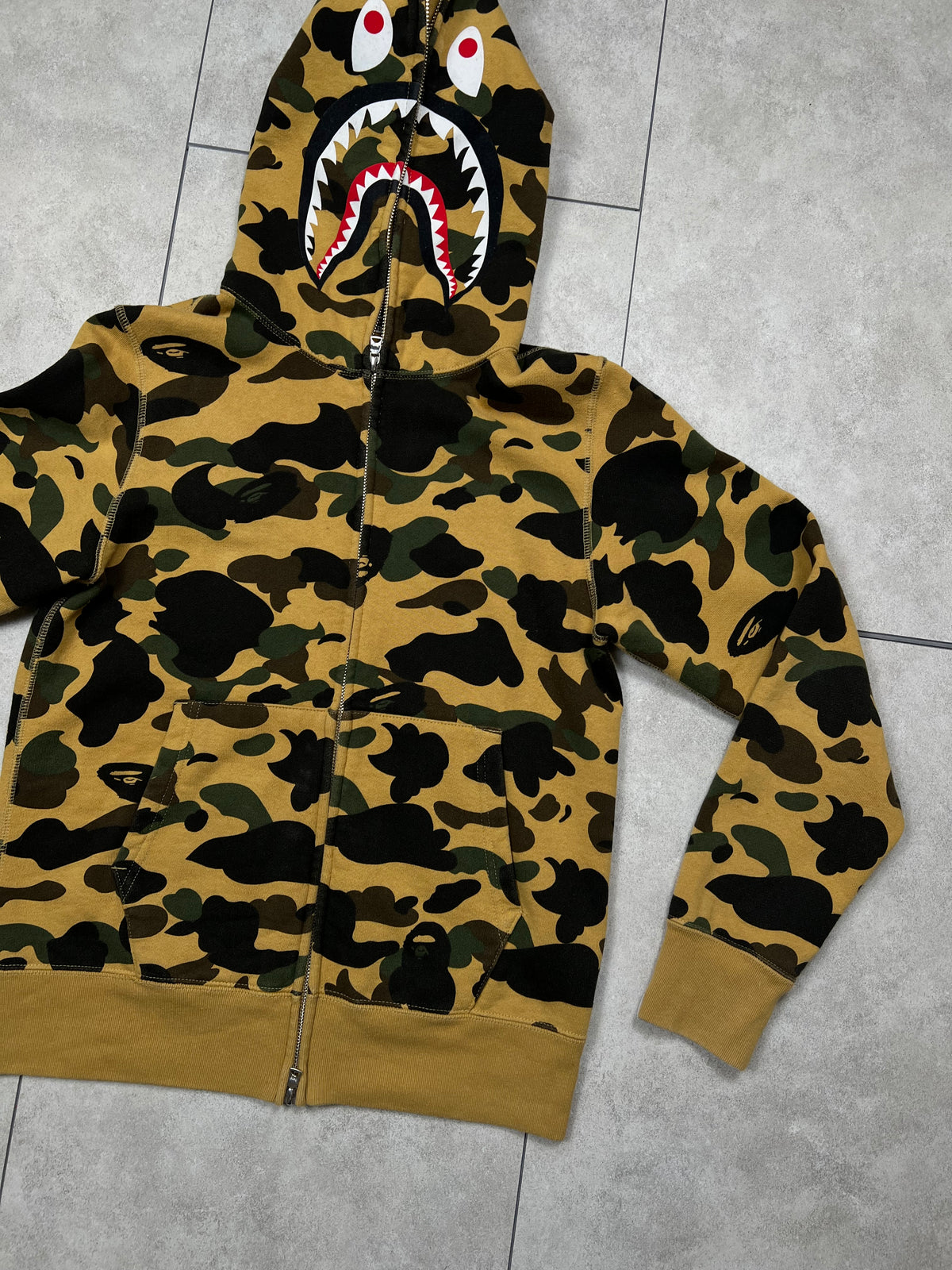 Bape Shark Hoodie (S)