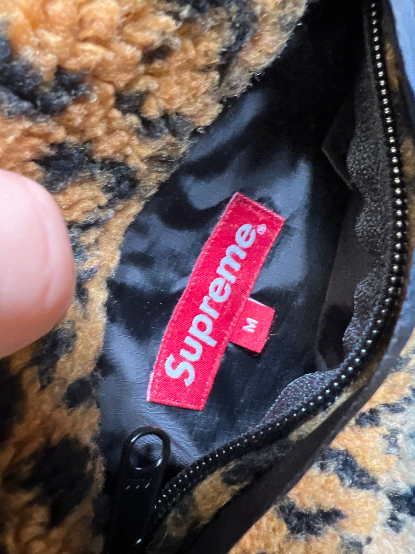 Supreme FW17 Leopard Fleece (Medium)