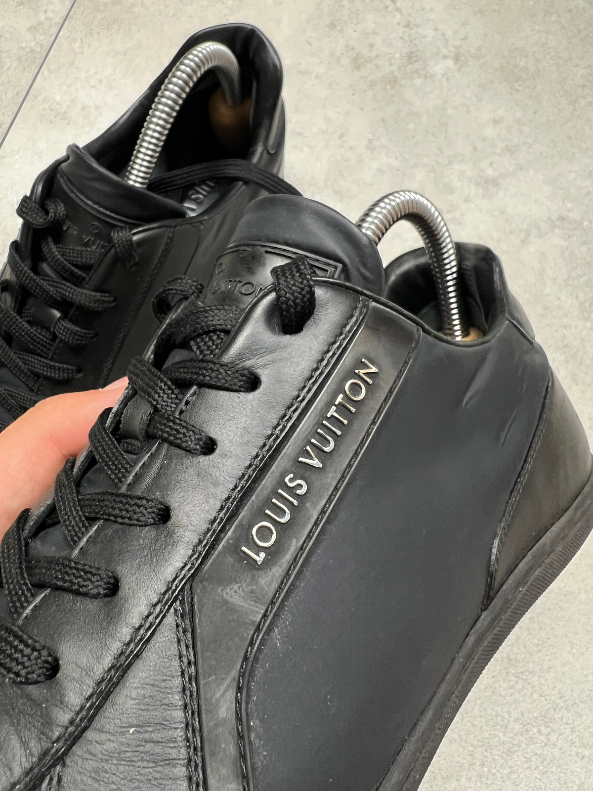 Louis Vuitton Sneakers (41)