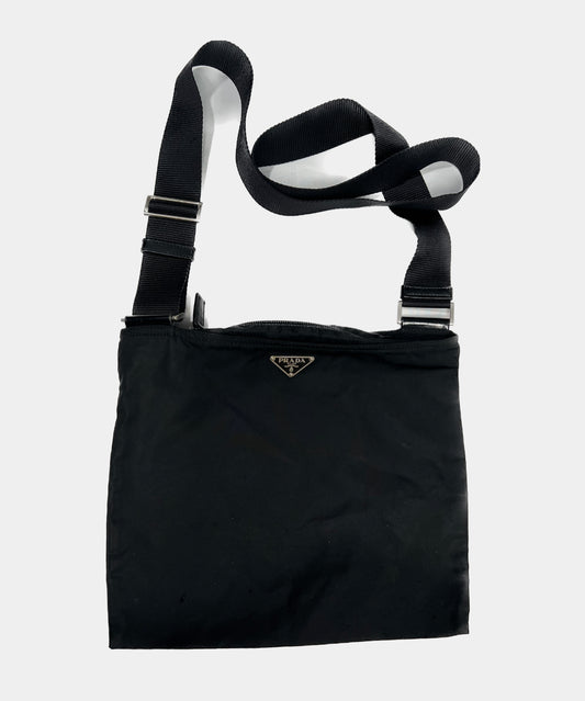 Prada messenger bag (black)