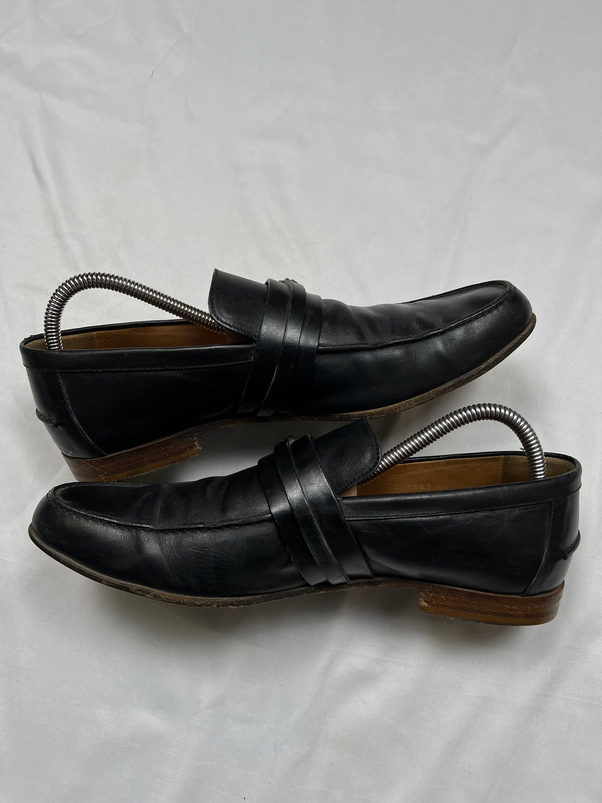 Gucci Loafers (42)