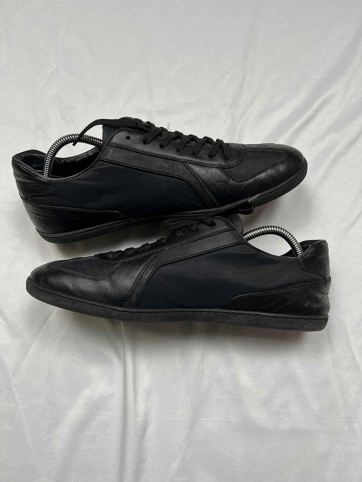 Louis Vuitton Sneakers (44)