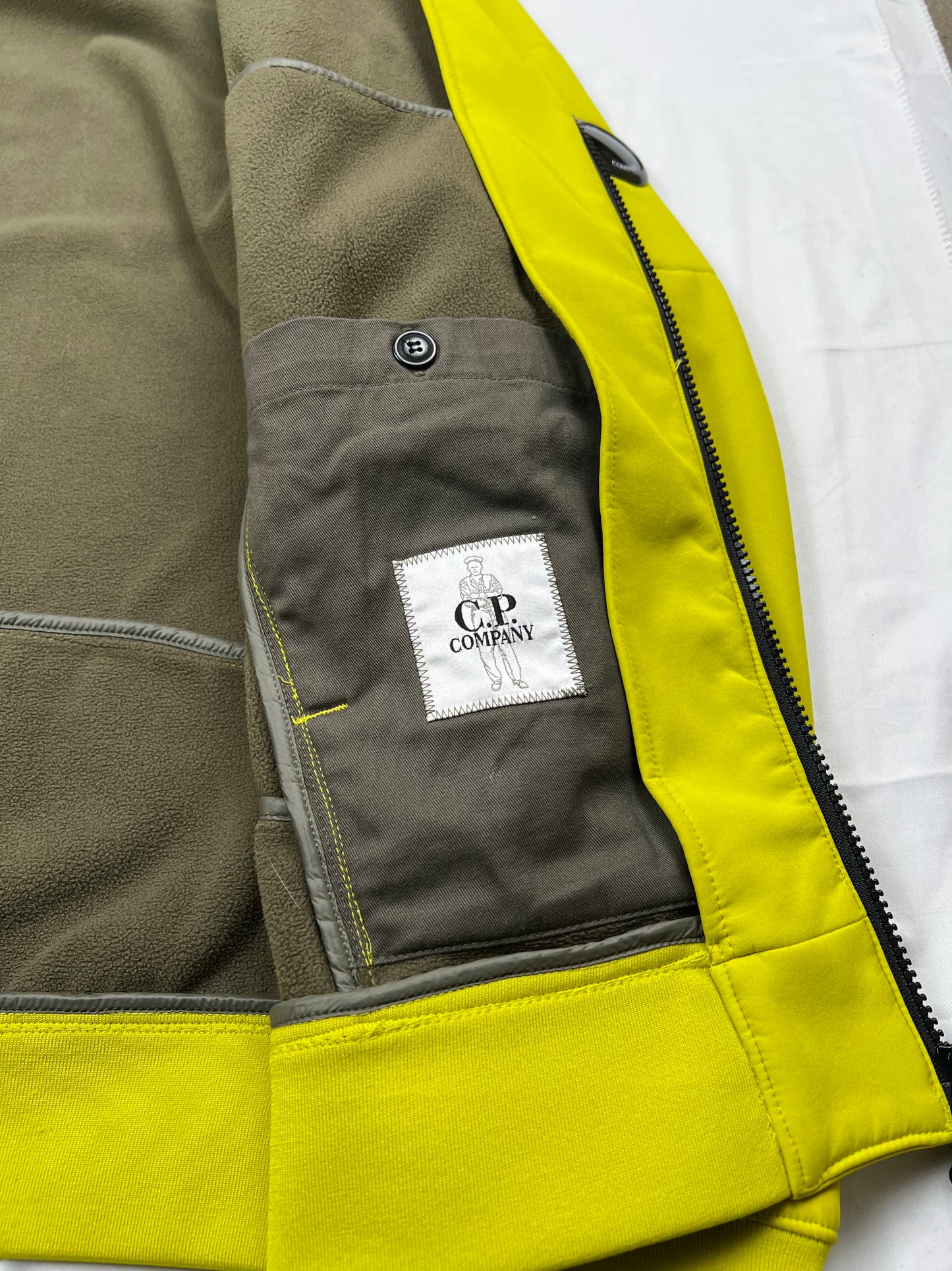 CP Company Soft Shell R Jacket (L/XL)