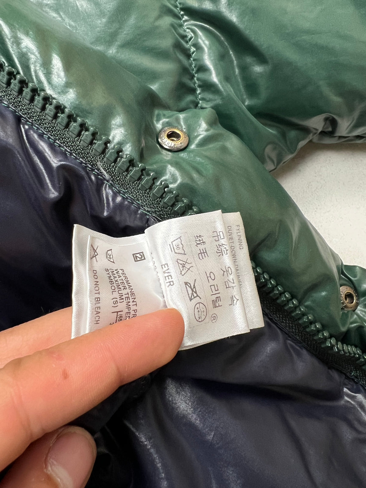 Moncler Puffer (XS/S)