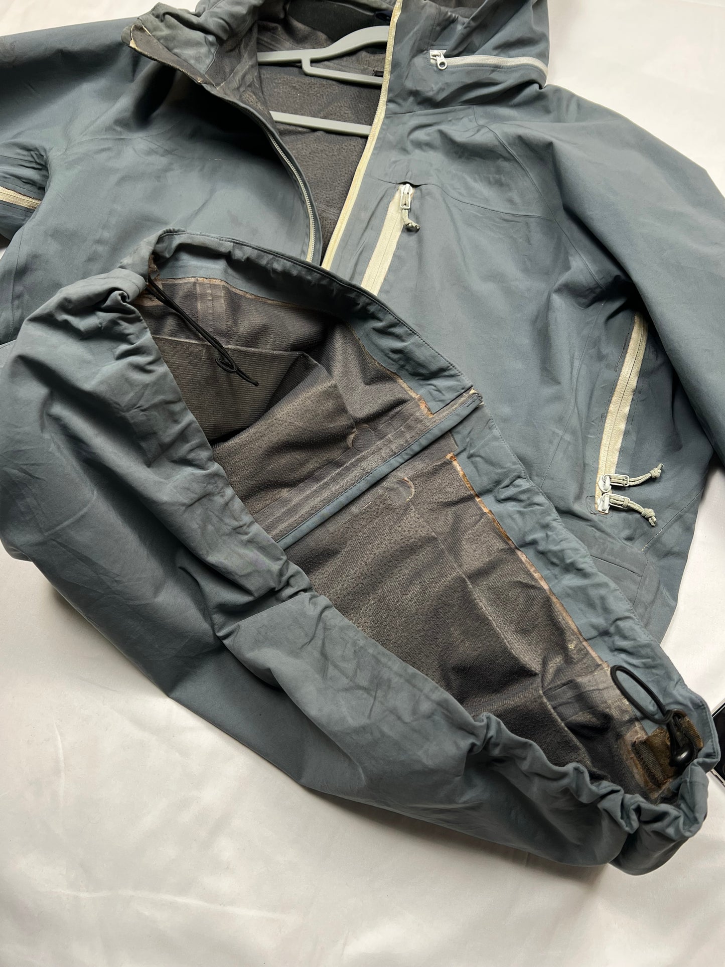 Arc’teryx Jacket (L/XL)