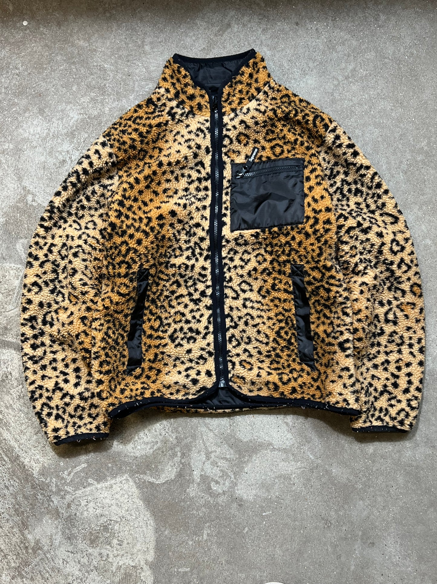 Supreme FW17 Leopard Fleece (Medium)