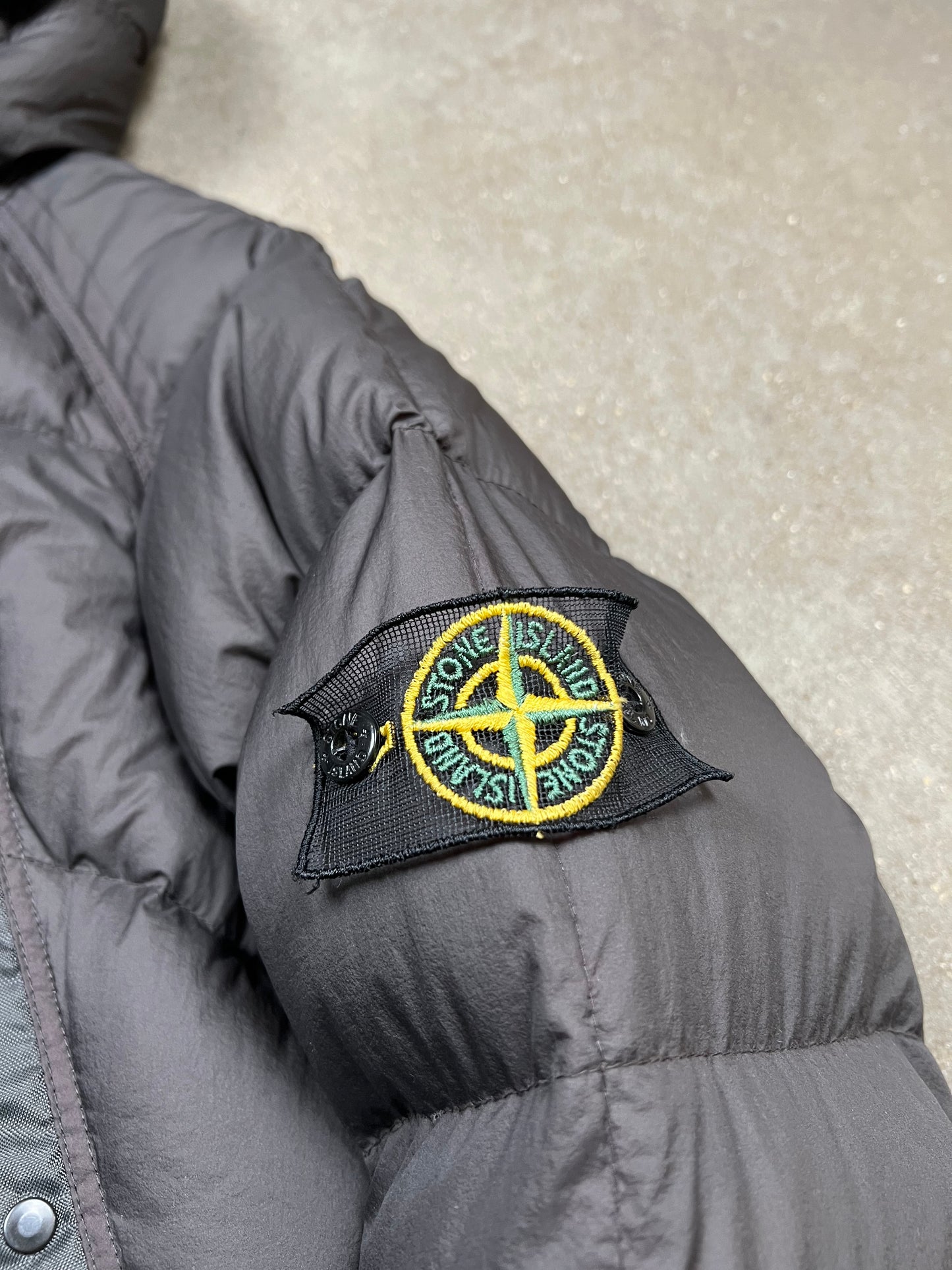 AW08' Stone Island Black Off Centre Zip Opaque Puffer (M)