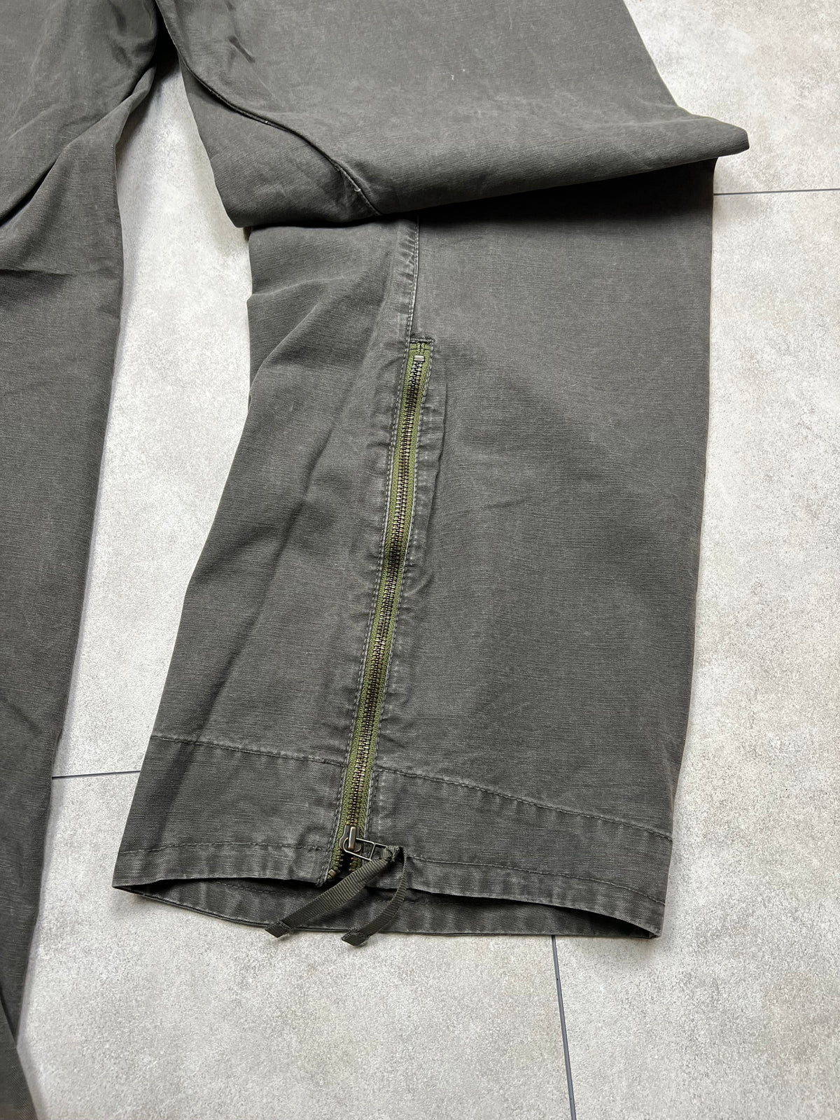 Levi’s Twisted Jeans (L)