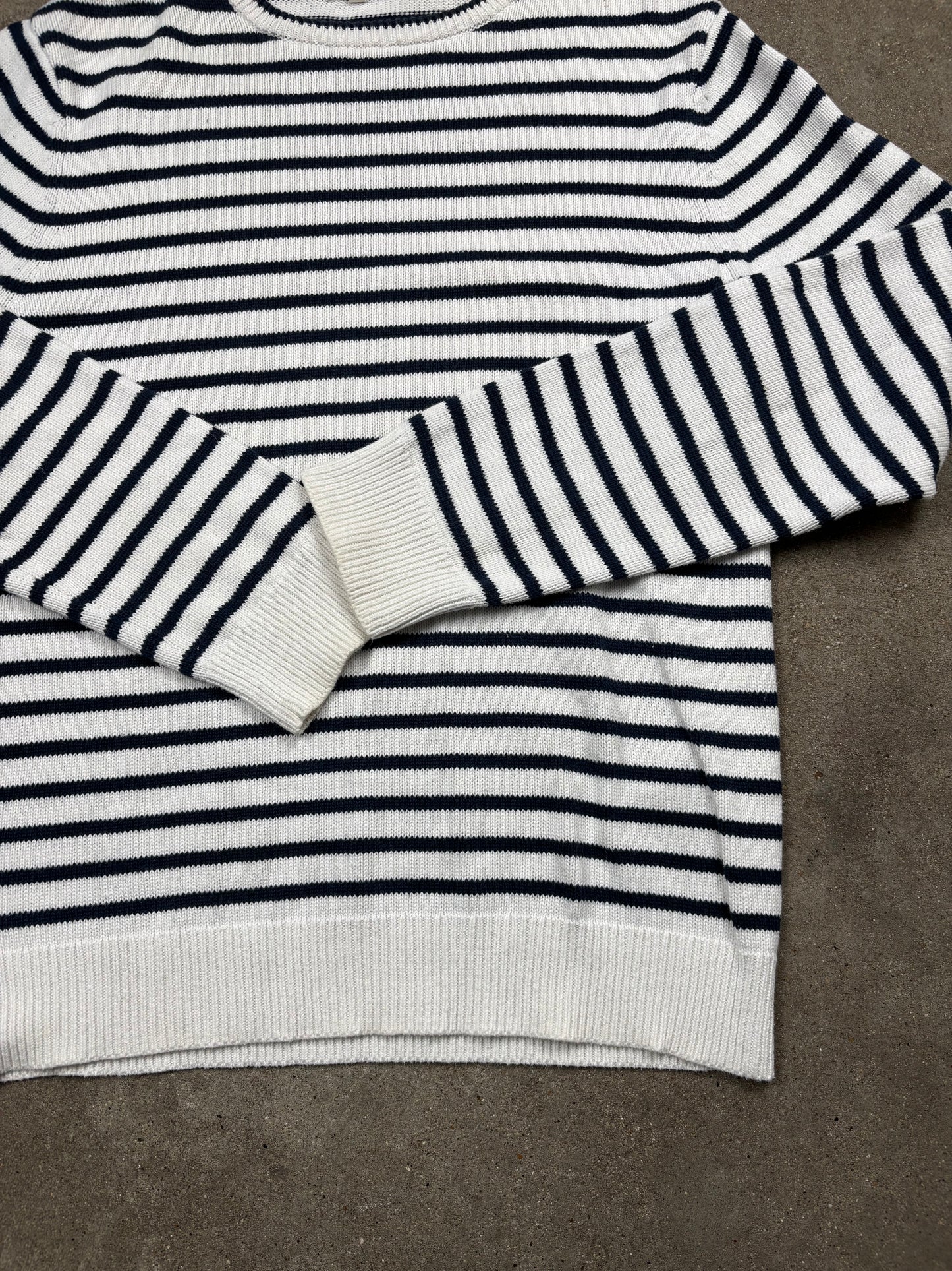 Levi’s Sweater (S)