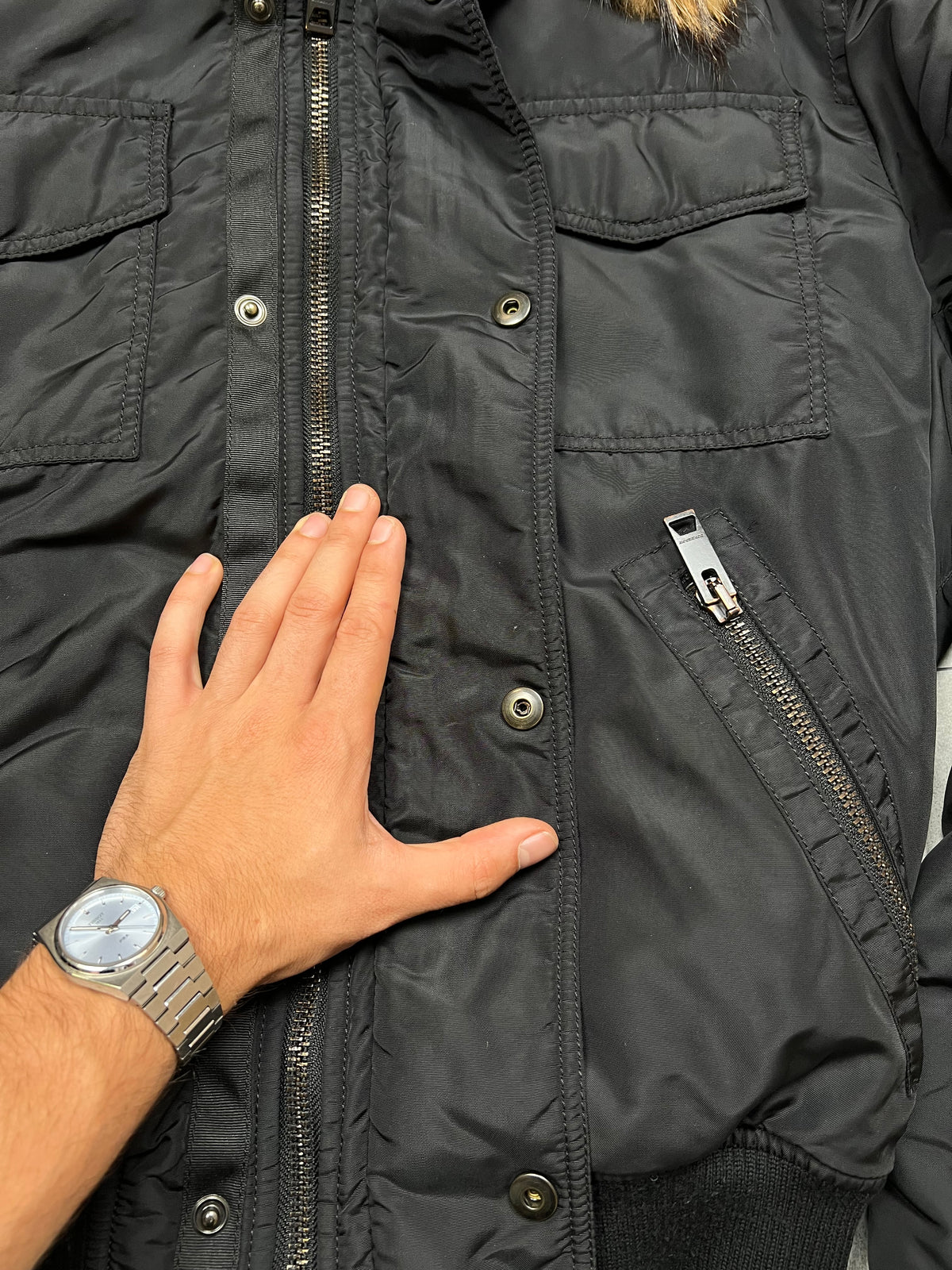 Burberry Fur Bomber (L)