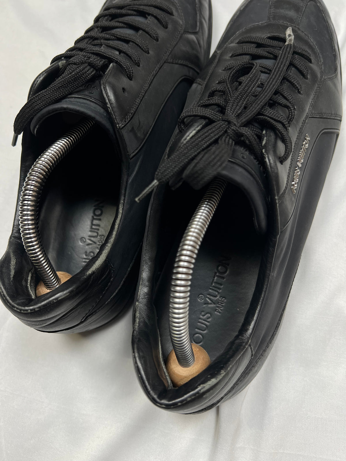 Louis Vuitton Sneakers (44)