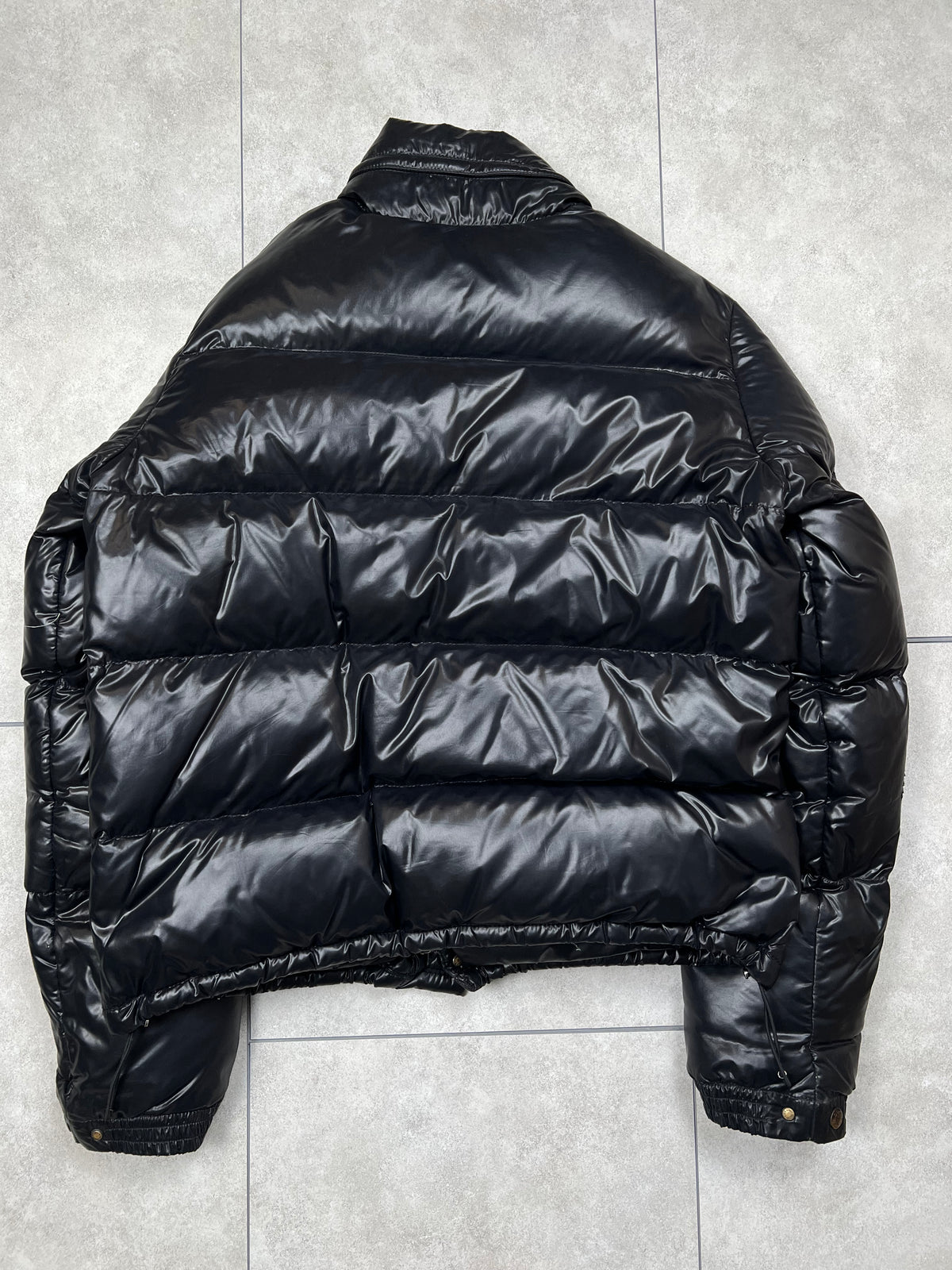 Moncler Puffer (L)