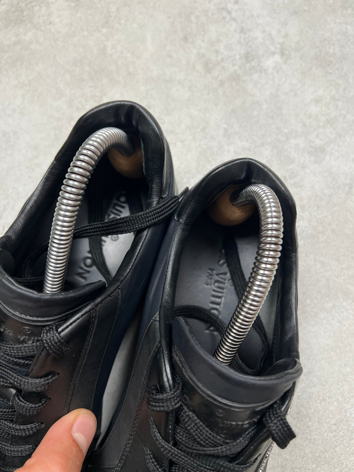 Louis Vuitton Sneakers (41)