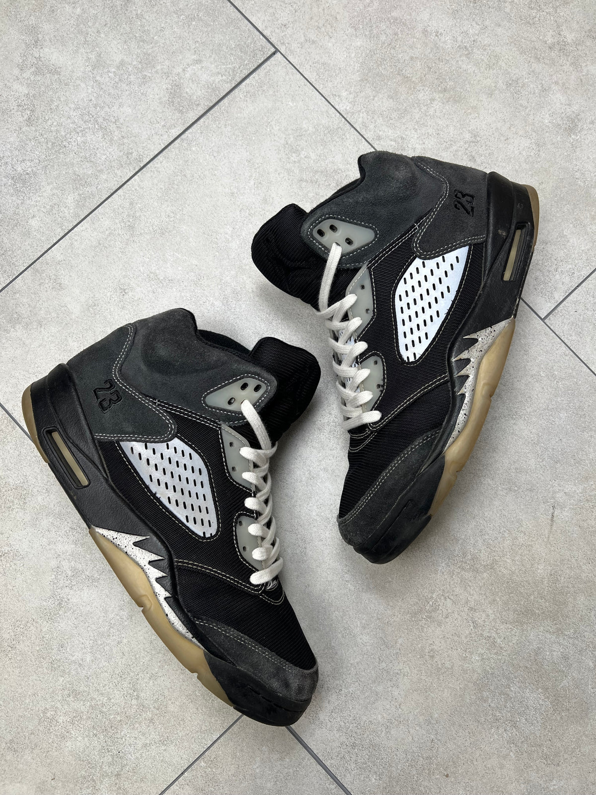 Air Jordan 5 Anthracite (44.5)