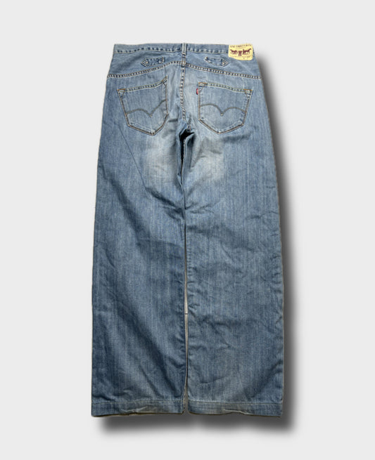 Levi’s 503 (33x34)