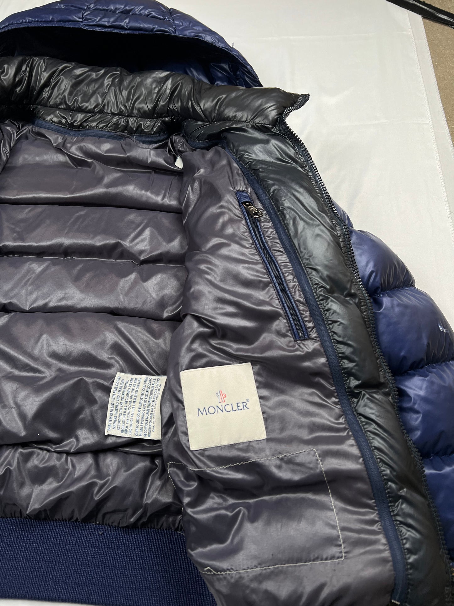 Moncler Marque Puffer (S/M)