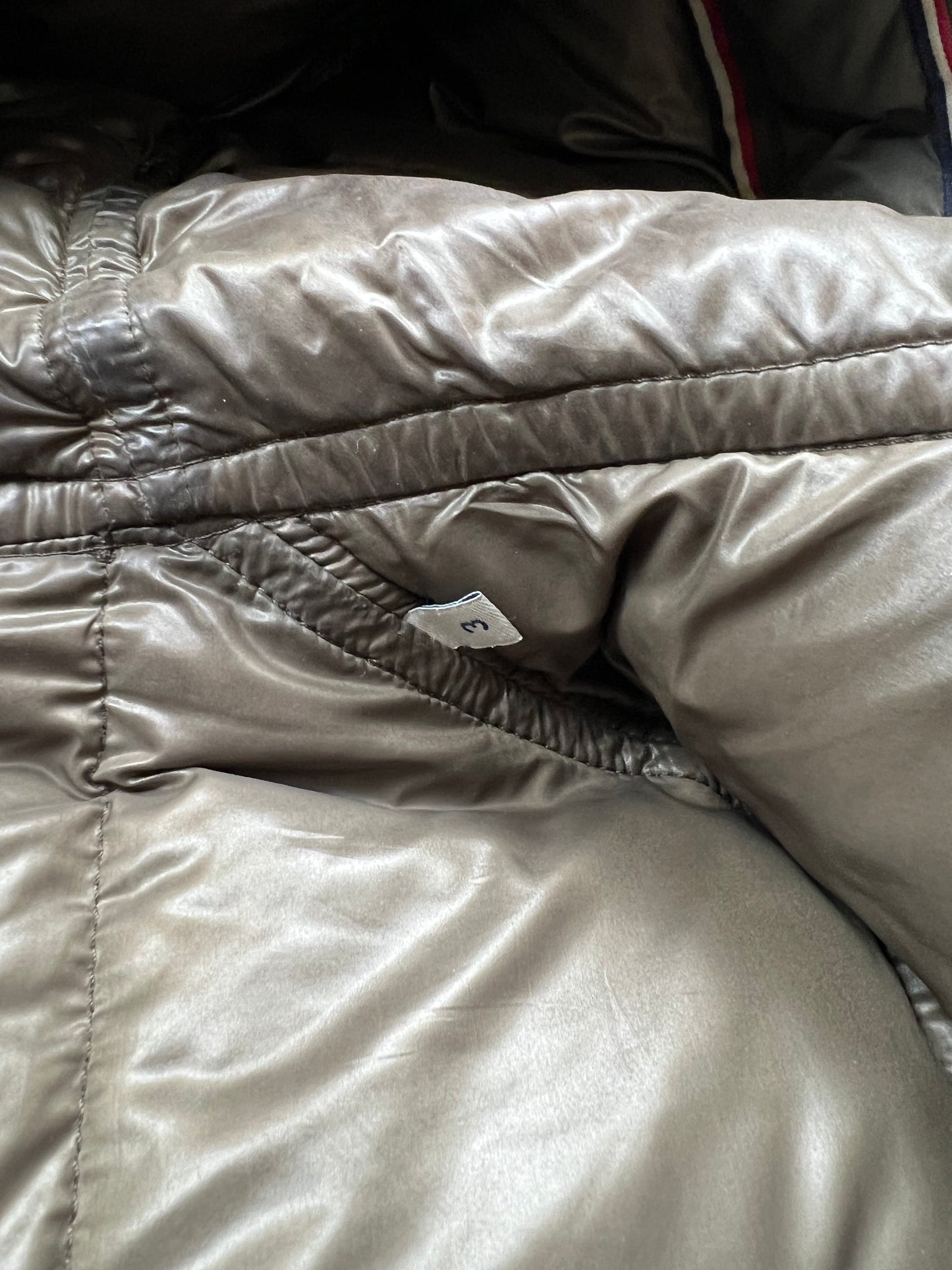 Moncler Loir Puffer (M/L)